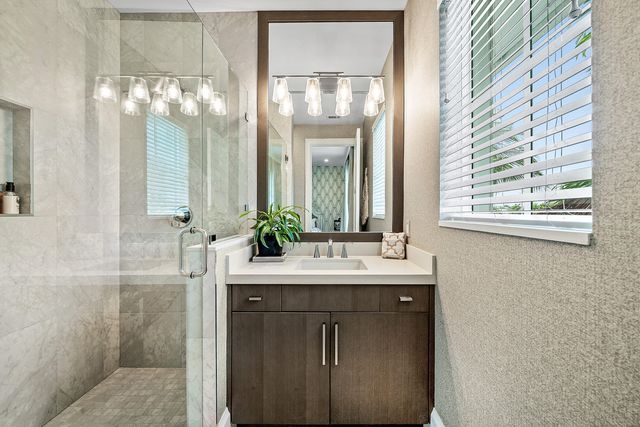 436 NE Wavecrest Way, Boca Raton, FL 33432