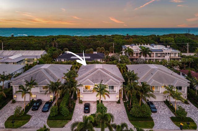 436 NE Wavecrest Way, Boca Raton, FL 33432