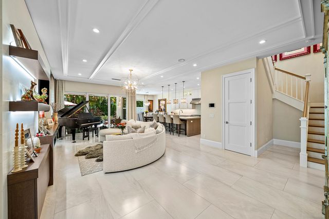 436 NE Wavecrest Way, Boca Raton, FL 33432