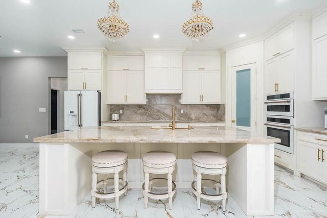 2806 Kingdom Drive, Weslaco, TX 78599