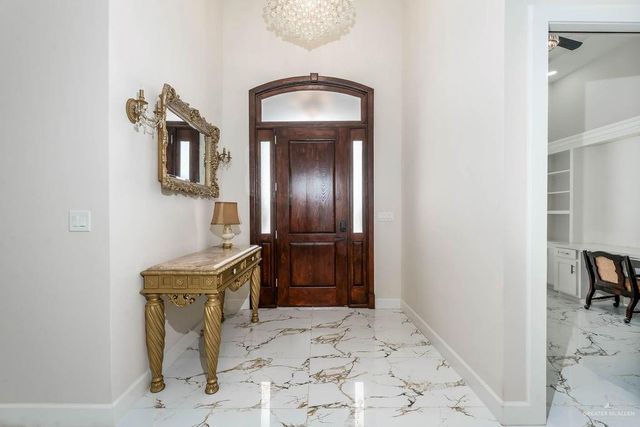 2806 Kingdom Drive, Weslaco, TX 78599