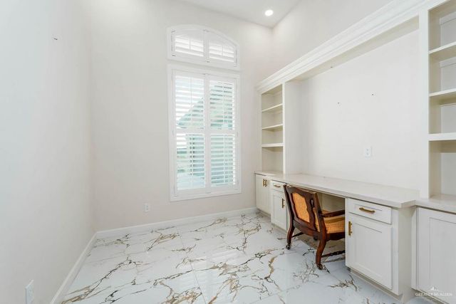2806 Kingdom Drive, Weslaco, TX 78599