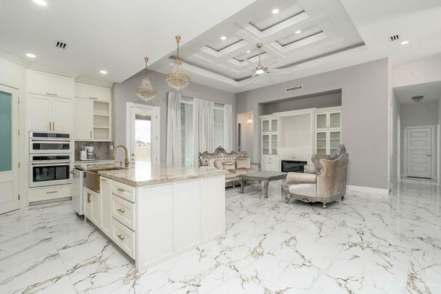 2806 Kingdom Drive, Weslaco, TX 78599