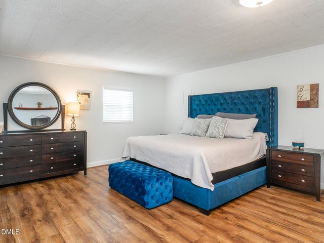 1219 Warwick Drive, Burlington, NC 27215