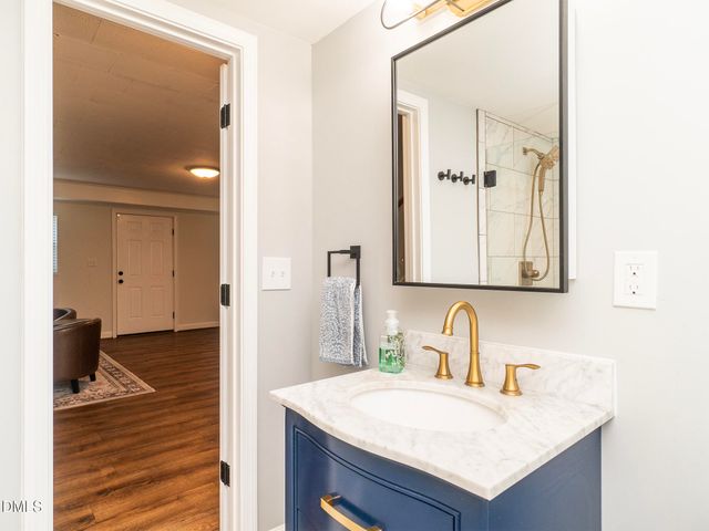 1219 Warwick Drive, Burlington, NC 27215