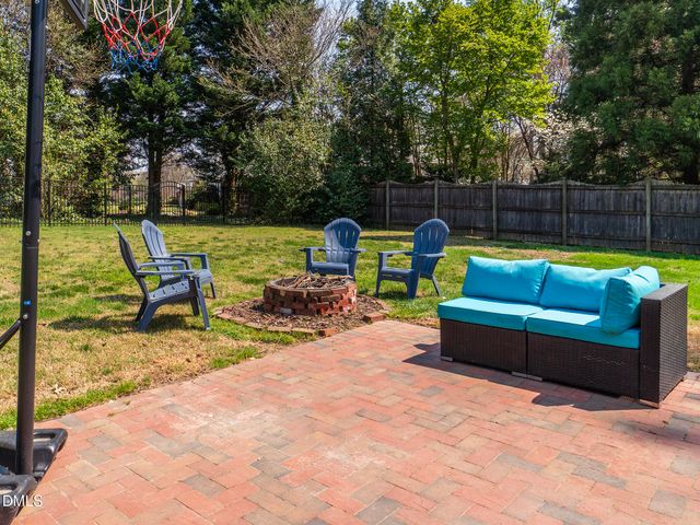 1219 Warwick Drive, Burlington, NC 27215