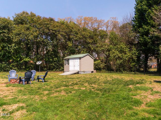 1219 Warwick Drive, Burlington, NC 27215