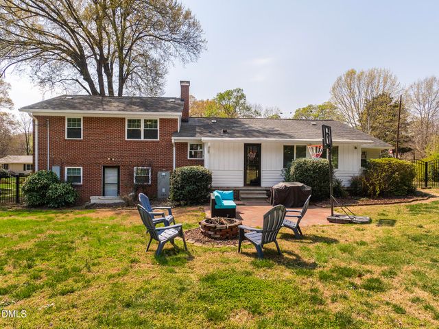 1219 Warwick Drive, Burlington, NC 27215