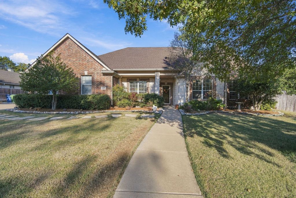 1909 Nancy Jane Circle, Garland, TX 75043