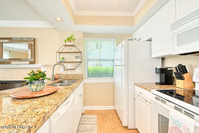 100 FAIRWAY PARK Boulevard 207, Ponte Vedra Beach, FL 32082