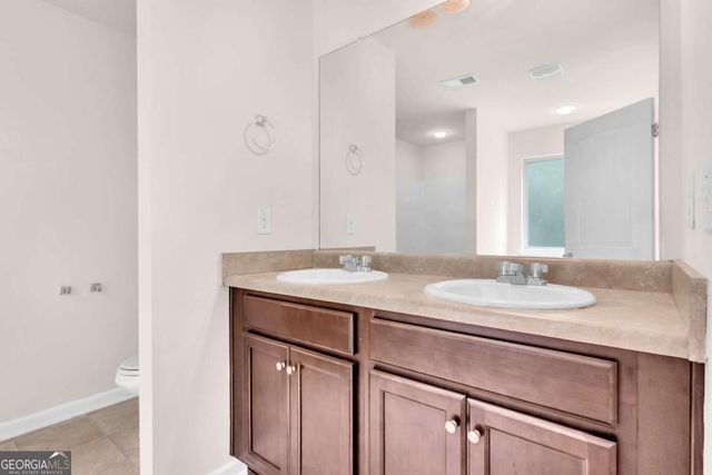 4488 Ravenwood Drive, Union City, GA 30291