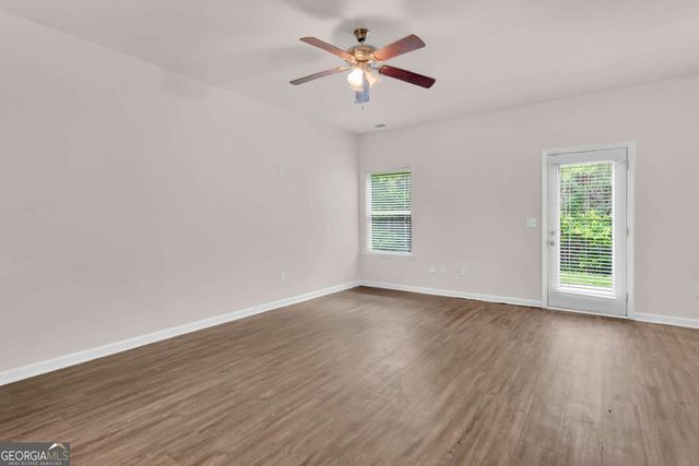 4488 Ravenwood Drive, Union City, GA 30291