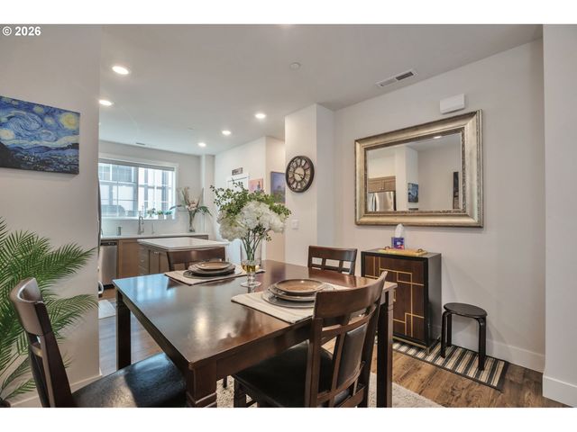 16066 Nw FROG Ln, Portland, OR 97229