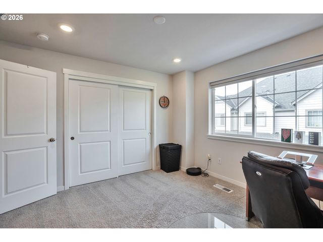 16066 Nw FROG Ln, Portland, OR 97229