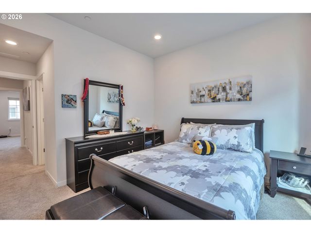 16066 Nw FROG Ln, Portland, OR 97229