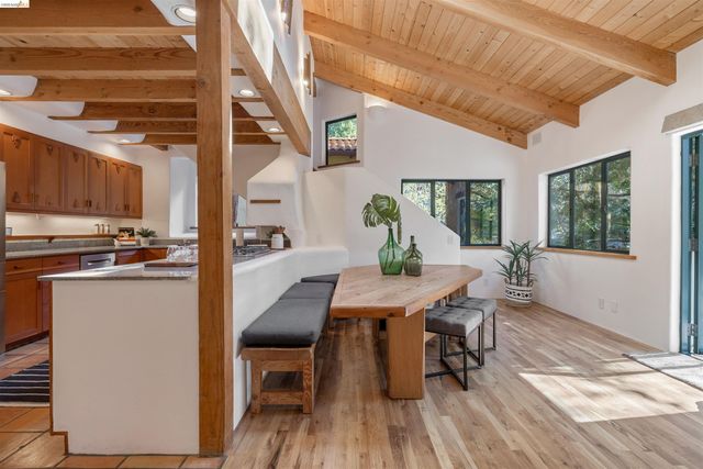 1102 Grand View Drive, Berkeley, CA 94705