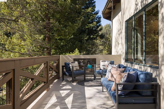 1102 Grand View Drive, Berkeley, CA 94705