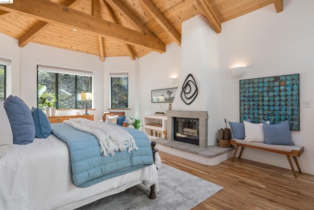 1102 Grand View Drive, Berkeley, CA 94705