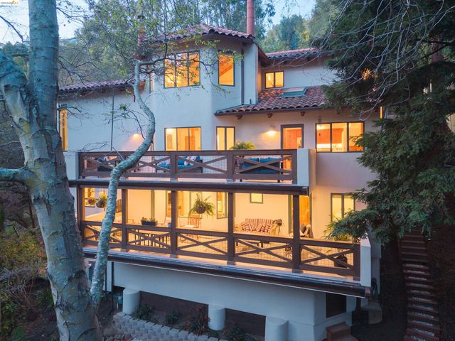 1102 Grand View Drive, Berkeley, CA 94705