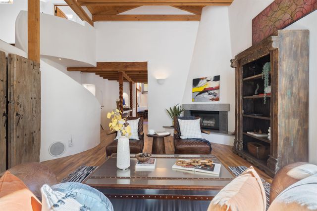 1102 Grand View Drive, Berkeley, CA 94705