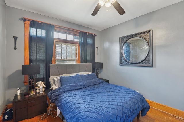 4307 W Eighth Street, Cincinnati, OH 45205