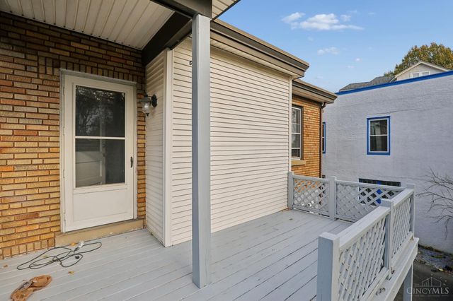 4307 W Eighth Street, Cincinnati, OH 45205