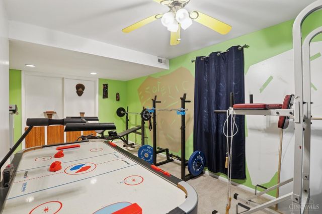 4307 W Eighth Street, Cincinnati, OH 45205