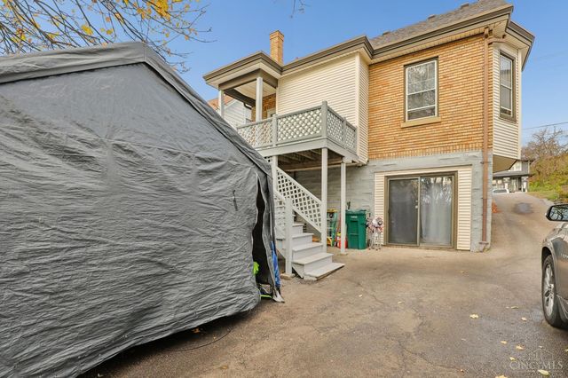 4307 W Eighth Street, Cincinnati, OH 45205