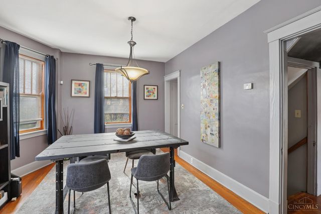 4307 W Eighth Street, Cincinnati, OH 45205