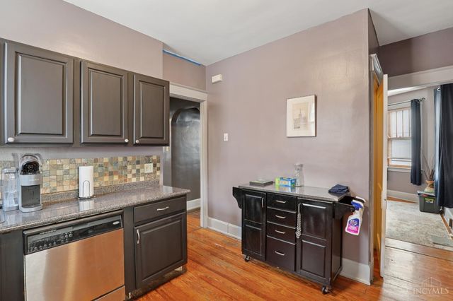 4307 W Eighth Street, Cincinnati, OH 45205