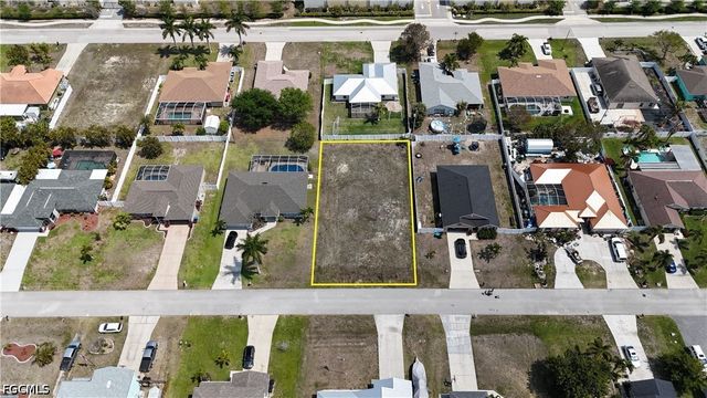 4313 SW 9th PL, Cape Coral, FL 33914