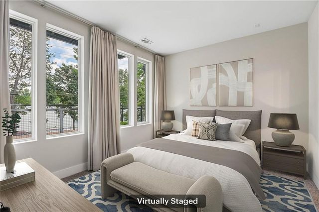 1213 Chelsea Circle NW, Atlanta, GA 30318
