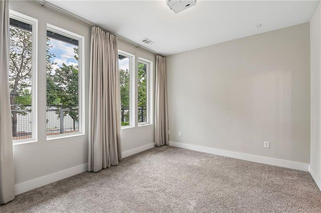 1213 Chelsea Circle NW, Atlanta, GA 30318