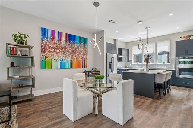 1213 Chelsea Circle NW, Atlanta, GA 30318