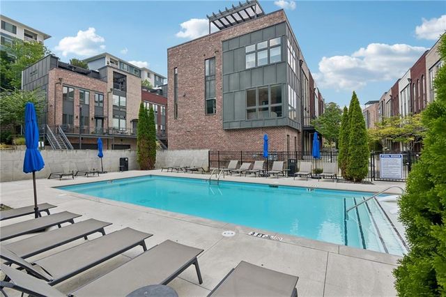 1213 Chelsea Circle NW, Atlanta, GA 30318