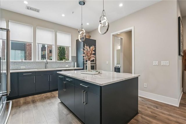 1213 Chelsea Circle NW, Atlanta, GA 30318