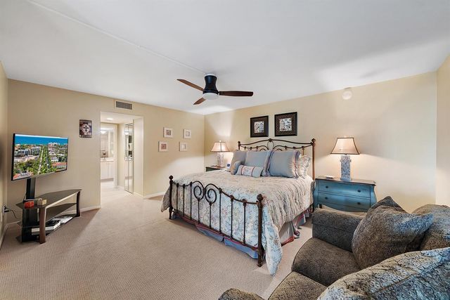 5380 N Ocean Drive 10-B, Singer Island, FL 33404