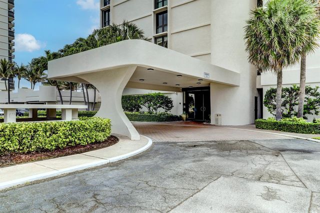 5380 N Ocean Drive 10-B, Singer Island, FL 33404