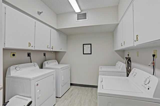 5380 N Ocean Drive 10-B, Singer Island, FL 33404