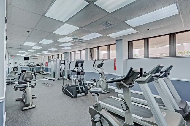 5380 N Ocean Drive 10-B, Singer Island, FL 33404