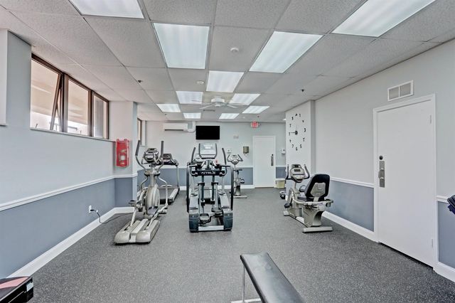5380 N Ocean Drive 10-B, Singer Island, FL 33404