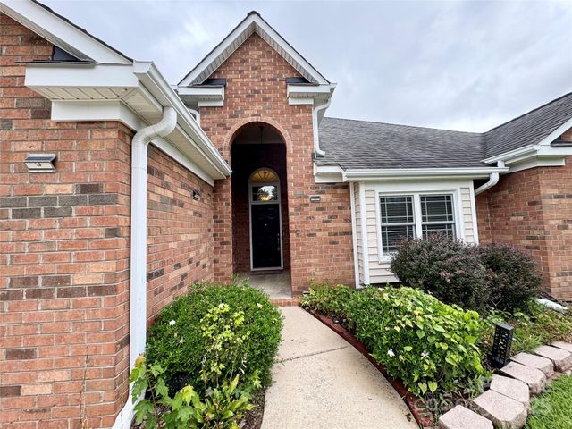 1254 Abbey Ridge Place NW, Concord, NC 28027