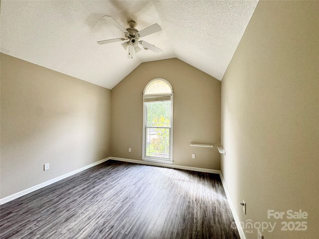 1254 Abbey Ridge Place NW, Concord, NC 28027