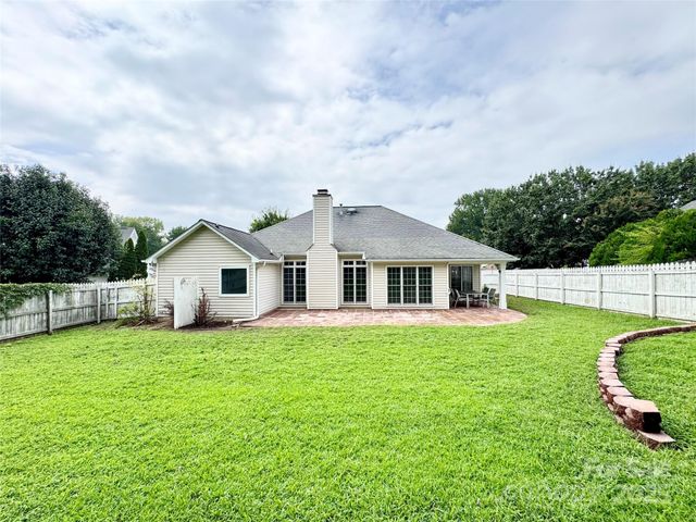 1254 Abbey Ridge Place NW, Concord, NC 28027