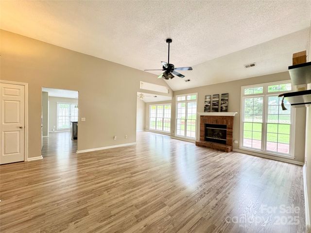 1254 Abbey Ridge Place NW, Concord, NC 28027