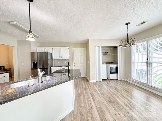 1254 Abbey Ridge Place NW, Concord, NC 28027