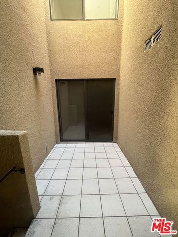 861 Village Square, Palm Springs, CA 92262