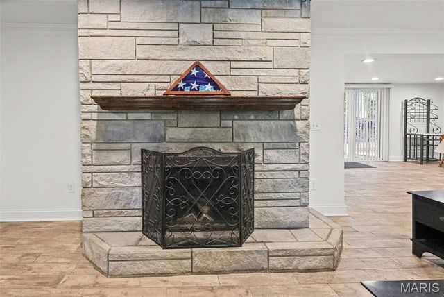 459 W Lake Drive, Edwardsville, IL 62025