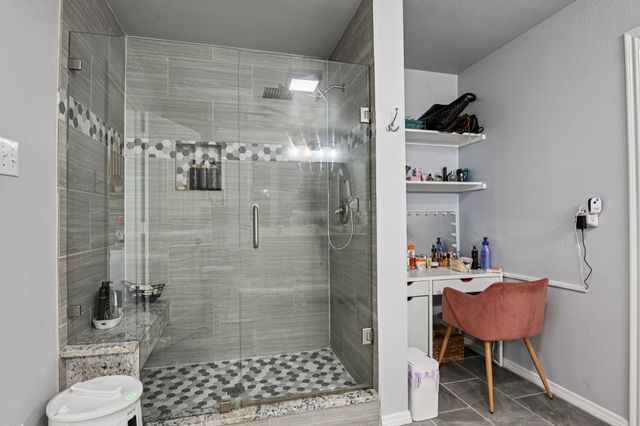 219 Chimney Rock Drive, Waxahachie, TX 75167