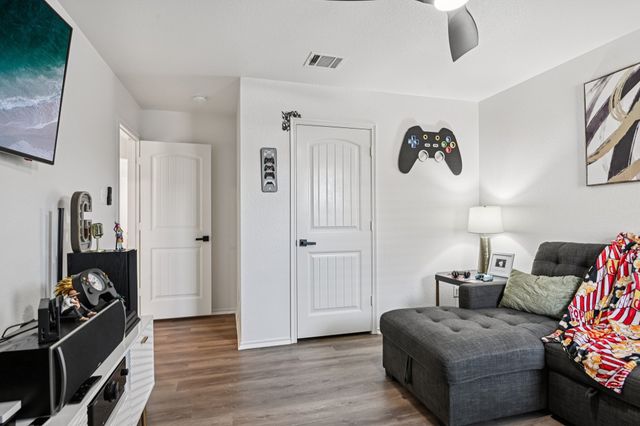 219 Chimney Rock Drive, Waxahachie, TX 75167